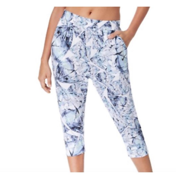 nike flow lux loose fit